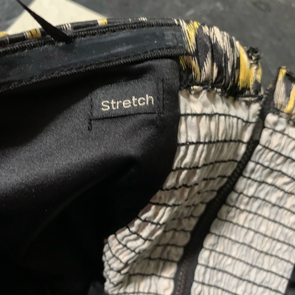 Guess Leopard Print Form Fitted Dress - Picture 10 of 11